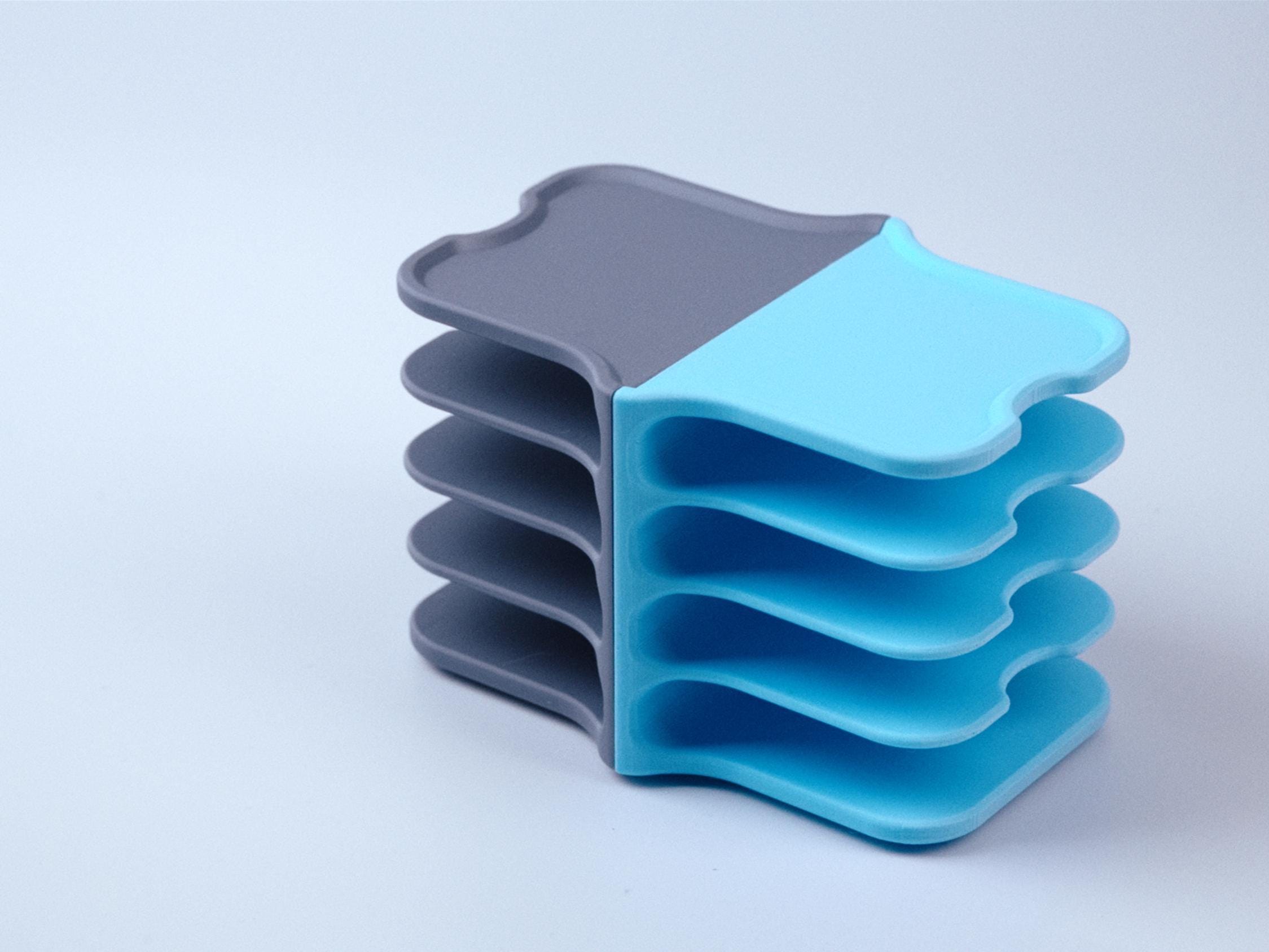 Universal & Compact Vertical SSD Holder for Up to 8 Solid State Drives